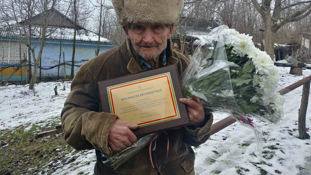 Ambasada României a organizat o festivitate de omagiere a lui Constantin Cojocari, veteran de război al armatei române, cu prilejul împlinirii venerabilei vârste de 102 ani
