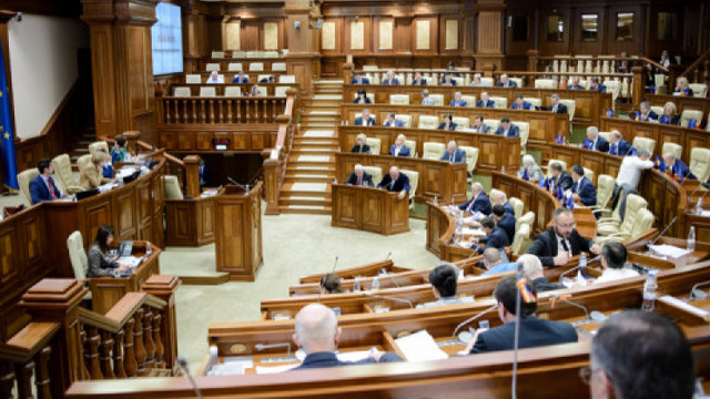 Parlamentul a luat act de demisia deputatului PSRM, Vladimir Golovatiuc