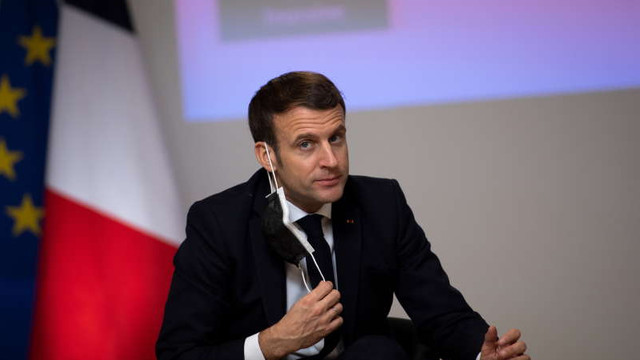 Președintele Franței vrea să combată consumul de alcool și fumatul printr-un plan pe 10 ani împotriva cancerului