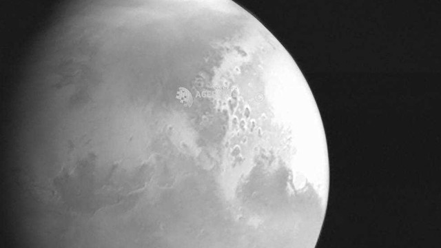 Sonda chineză Tianwen-1 a transmis prima sa fotografie a planetei Marte