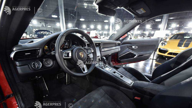 Porsche vrea ca până în 2030 majoritatea vehiculelor sale să fie electrice