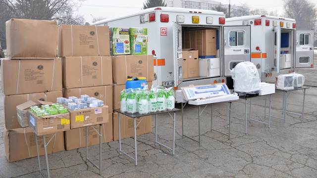 SUA au oferit Ministerului Apărării un lot de echipament medical și logistic mobil 