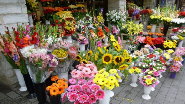 Serviciul Fiscal anunță verificări inopinate la comercianții de flori