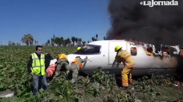 Șase militari au murit după prăbușirea unui avion în Mexic