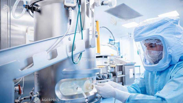 Coronavirus: Comisia Europeană cere companiilor farmaceutice să colaboreze în producția de vaccinuri; 16 fabrici pot produce substanța activă