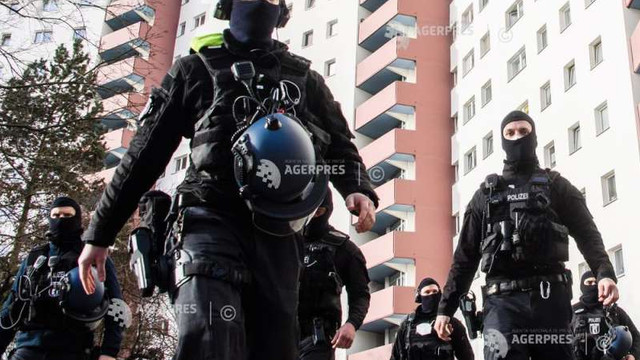 Germania | Zeci de raiduri ale poliției germane împotriva unei rețele infracționale de extremă dreaptă
