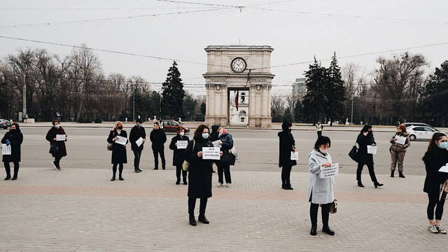 Protestul ÎMM-urilor: „Luptați-vă cu pandemia, nu cu locurile de muncă!”