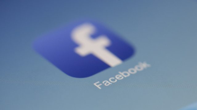 Facebook lansează în SUA o nouă platformă de publishing, destinată scriitorilor independenți și jurnaliștilor
