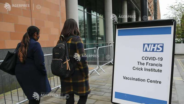 Jumătate din populația adultă din Marea Britanie a primit o doză de vaccin împotriva COVID-19