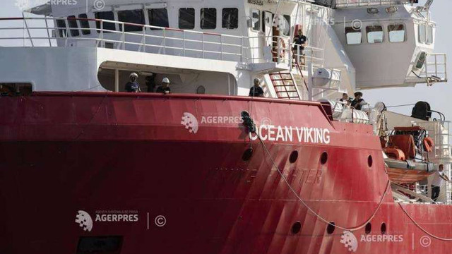 Aproximativ 100 de migranți, salvați în largul coastei Libiei de o navă a SOS Méditerranée