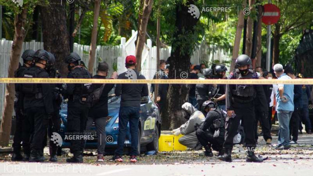 Cine sunt autorii atacului sinucigaș din Indonezia comis duminică în apropierea unei biserici
