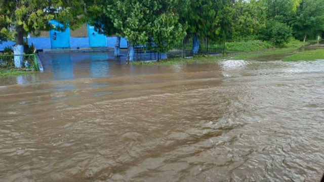 Guvernul a alocat peste 5 mln de lei pentru zece sate afectate de ploi torențiale
