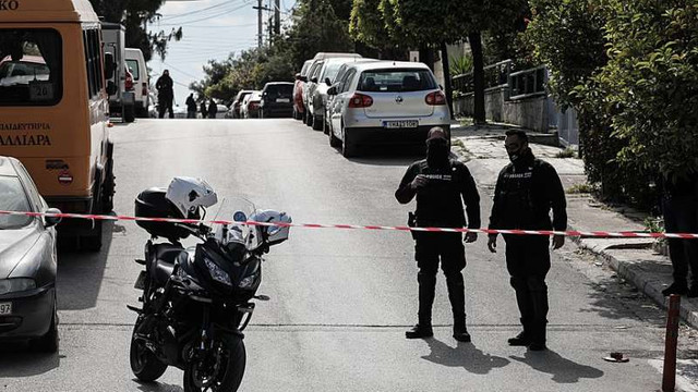 Doi bărbați au împușcat mortal un proeminent ziarist grec
