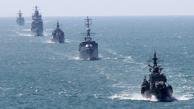 Rusia va limita navigația navelor militare și oficiale străine în trei zone din Crimeea, dintre care una de importanță crucială