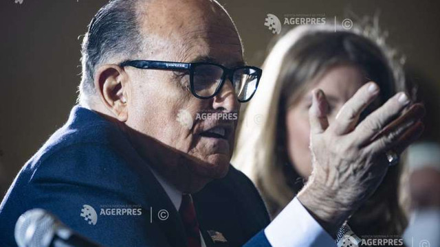 SUA: Investigatori federali au percheziționat apartamentul lui Rudy Giuliani și au confiscat dispozitive electronice (NYT)