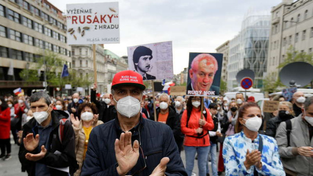Cehia | Aproximativ 10.000 de protestatari au denunțat abordarea președintelui Zeman în disputa cu Rusia