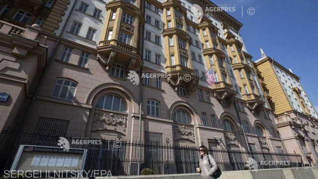 Ambasada SUA la Moscova anunță că se vede nevoită să-și reducă serviciile consulare începând din 12 mai