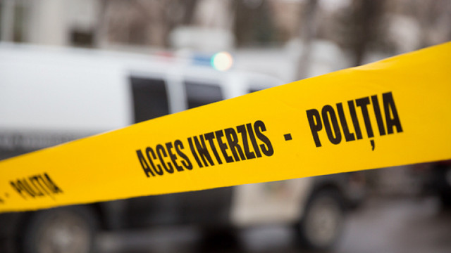 O femeie a murit strivită de automobil într-o parcare din Fălești
