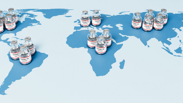 OMS îndeamnă țările bogate să doneze vaccinurile anti-Covid în loc să-și vaccineze copiii
