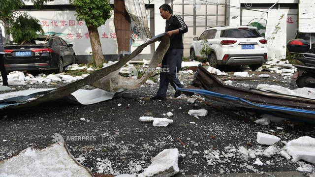 Cel puțin 12 morți și peste 400 de răniți după ce două tornade au lovit China