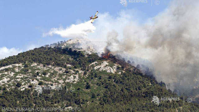 Incendiu de vegetație în Grecia: Mai multe sate au fost evacuate