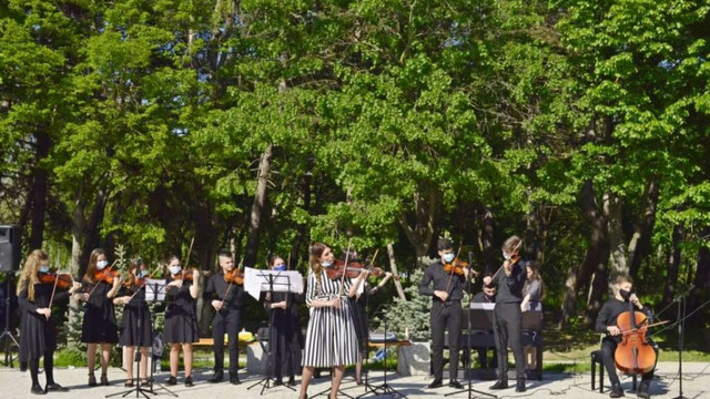 Manifestări cultural-artistice în weekend, cu participarea elevilor școlilor de arte din Chișinău