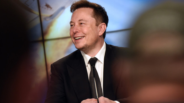 Apelul investitorilor în criptomonede pentru Elon Musk: Nu mai posta pe Twitter!


