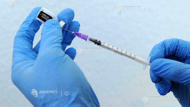 România | Luni începe vaccinarea cu a patra doză de vaccin anti-COVID
