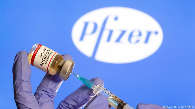 O nouă tranșă de vaccin Pfizer-BioNTech, de 964.080 de doze, sosește luni în România 