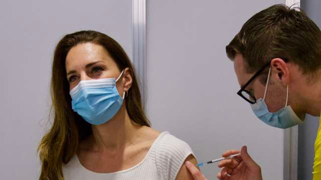 Prințesa Kate a primit prima doză de vaccin împotriva COVID-19