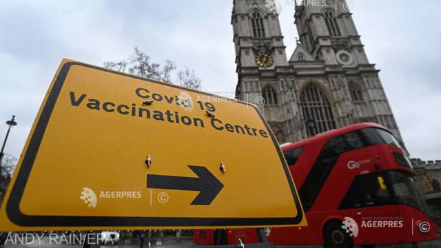 Marea Britanie ar putea face vaccinarea anti-COVID-19 obligatorie pentru personalul medical