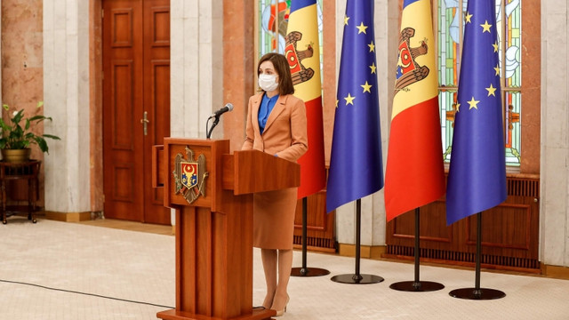Președinta Maia Sandu a transmis un mesaj cu ocazia încheierii anului de învățământ: „Să luăm din anul de studii care s-a încheiat tot ce ne-a ajutat să fim mai buni”
