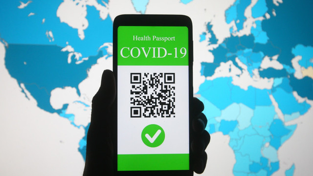 Sistemul UE de verificare a certificatelor COVID a fost lansat azi. Șapte state membre eliberează deja pașaport COVID
