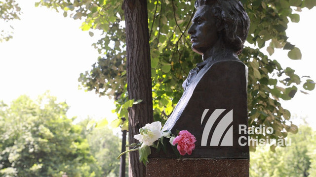 Astăzi se împlinesc 132 de ani de la moartea lui Mihai Eminescu