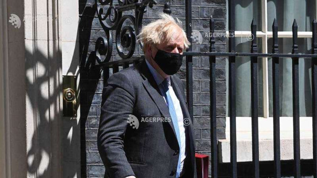 Premierul britanic Boris Johnson avertizează că nu va ezita să acționeze unilateral în ''războiul cârnaților'' cu UE