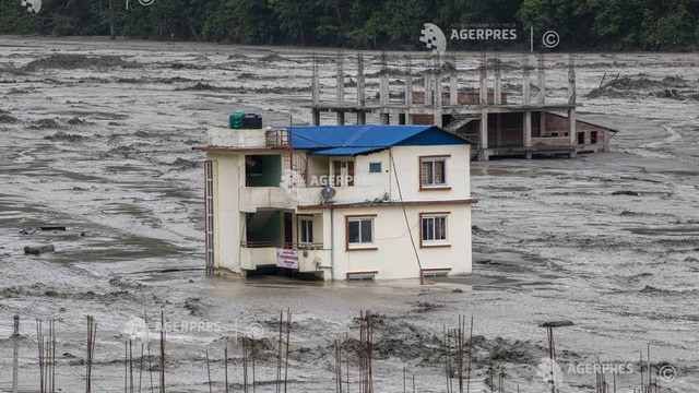 Cel puțin 17 morți în urma inundațiilor și alunecărilor de teren din Nepal și Bhutan