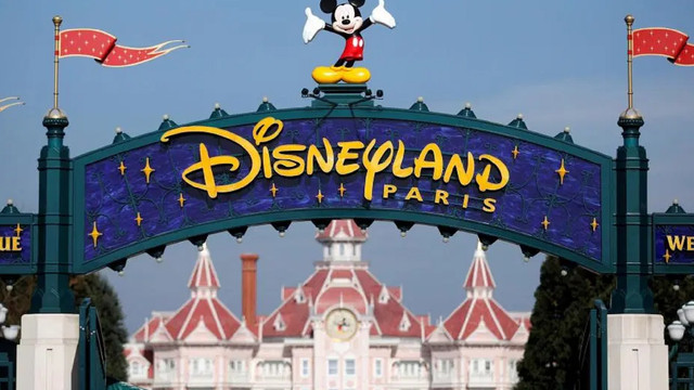 Disneyland Paris s-a redeschis pentru vizitatori