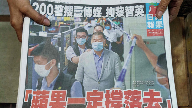 Principalul ziar pro-democrație din Hong Kong, Apple Daily, și-a închis site-ul web de limbă engleză