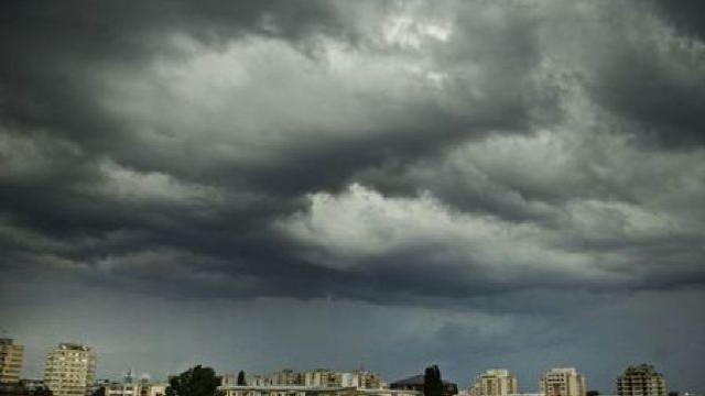 După avertizarea de caniculă, meteorologii au anunțat și Cod galben de furtună