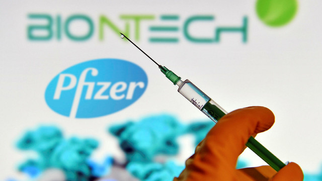BioNtech și Pfizer anunță că au dezvoltat un vaccin împotriva variantei Delta
