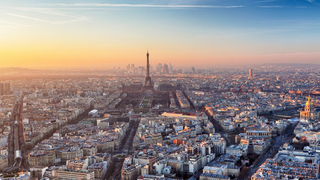 „Orașul cu 30 km pe oră”. Parisul limitează viteza automobilelor de luna viitoare