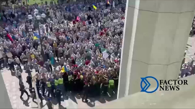 Ucraina | Ciocniri între protestatari și poliție au loc lângă clădirea Radei Supreme de la Kiev
