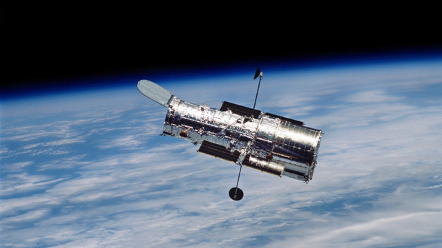 NASA anunță că a reperat telescopul spațial Hubble
