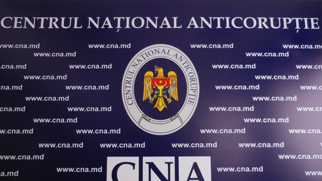 Ofițerii CNA au descins la Consiliul raional Criuleni
