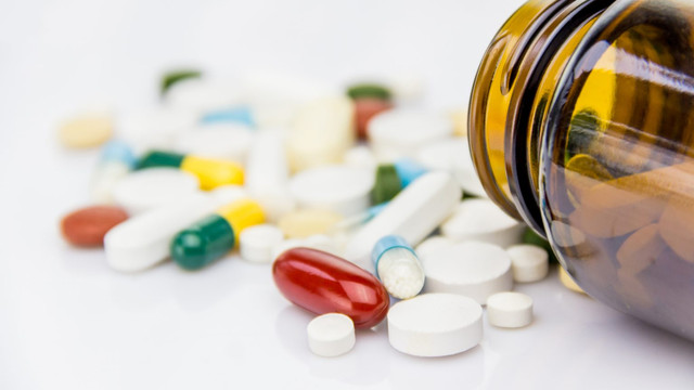 Comisia Europeană a semnat un contract pentru achiziționarea unui nou medicament, Sotrovimab, pentru tratarea COVID-19