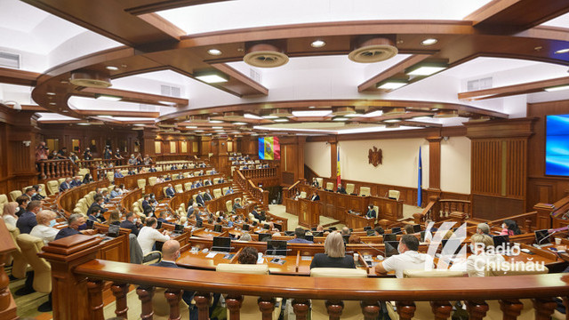GALERIE FOTO/VIDEO/ LIVE TEXT | Ședința Parlamentului. Deputații au votat componența Biroului permanent al Parlamentului