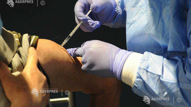 Ungaria impune vaccinarea obligatorie anti-COVID-19 a personalului sanitar și autorizează administrarea celei de-a treia doze