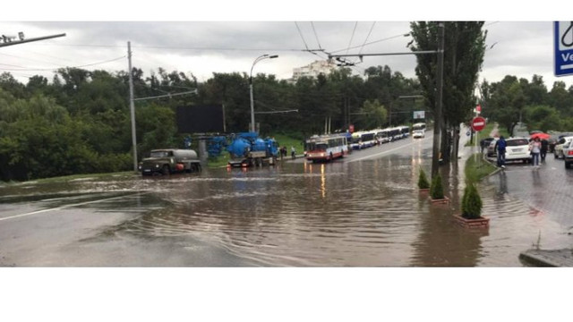 În Chișinău troleibuzele circulă cu întârzieri
