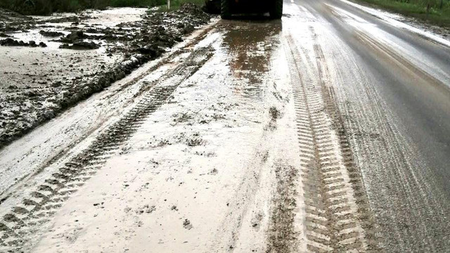 Ploile din prima săptămână a lunii august au afectat 20 de sectoare de drum

