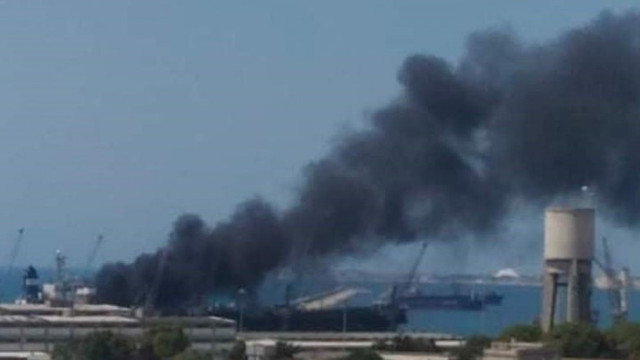 Explozie urmată de incendiu la o navă într-un port din Siria, la două săptămâni după atacul asupra petrolierului Mercer Street